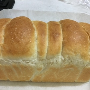 手ごねの極上生食パン